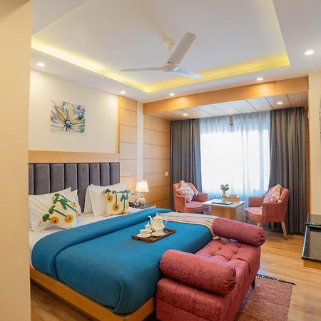 Hotel Super @Mall Road Mussoorie Zewnętrze zdjęcie