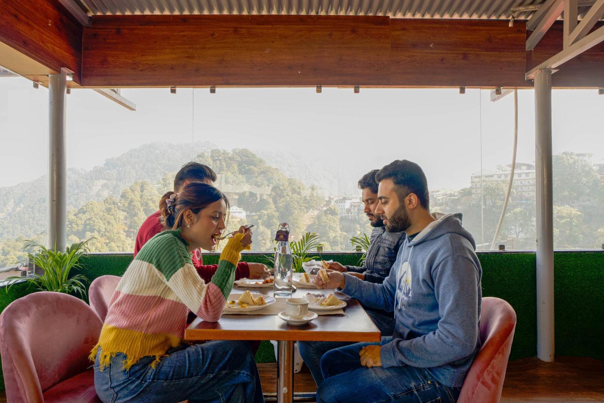 Hotel Super @Mall Road Mussoorie Zewnętrze zdjęcie